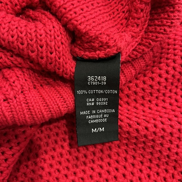 Red Women’s Knit Sweater. Size Medium - Picture 6 of 6